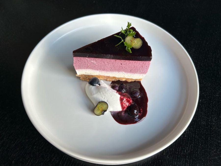 新作チーズケーキのご紹介です